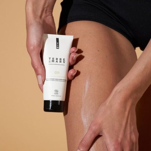 IMMINENCE BODY & HAND NOURISHING MILK REFILLABLE  3 MOSS9 Terre de mars An organic low-foaming, aromatic body and hands balm for all skin types-Ekologiskas mazai putojantis, aromatingas kuno ir ranku balzamas visų tipu odai