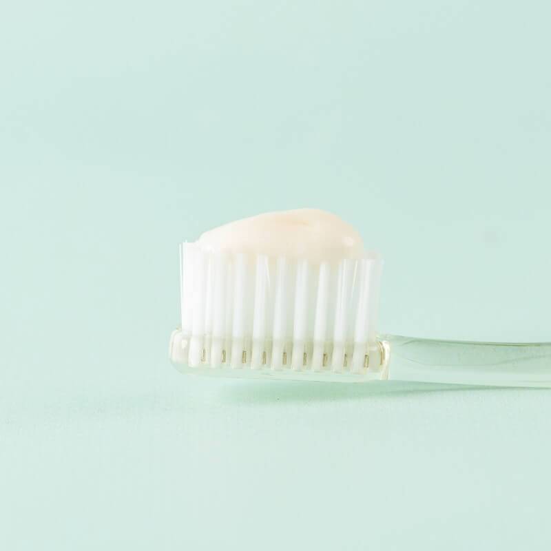 Eco sustainable whitening toothbrush moss9 Officina naturae